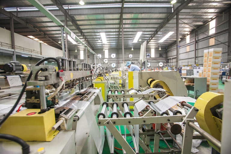 Hanpak bag making and cutting machines