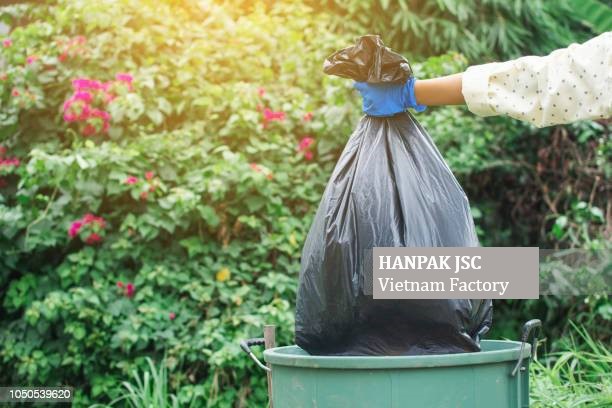 Benefits of Using Large Garbage Bags and Where to Buy Them